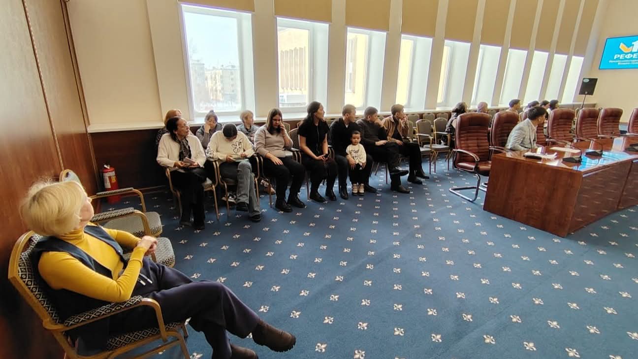 «За Народную Конституцию Справедливого  и Прогрессивного Казахстана» приняли участие во встрече с коллетивом Дворца культуры города Степногорска