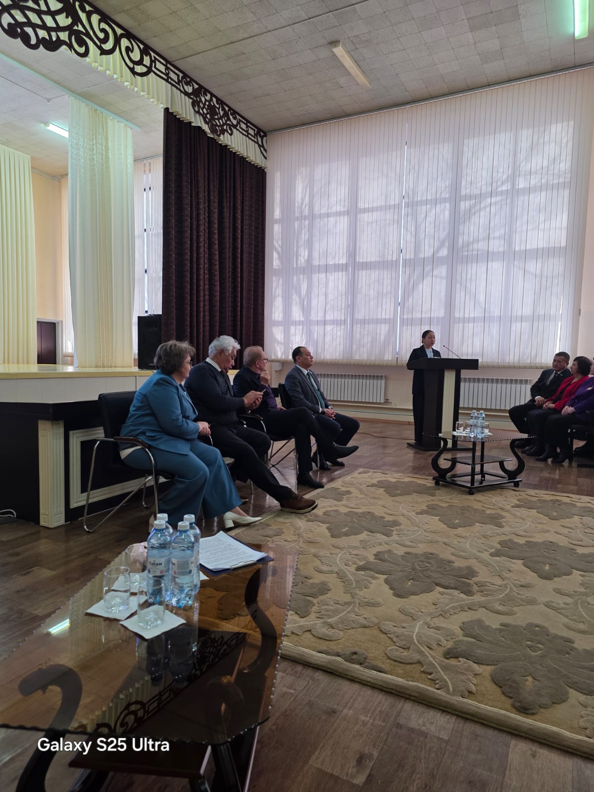 Общенациональной коалиции принял участие во встрече с трудовым коллективом и студентами 