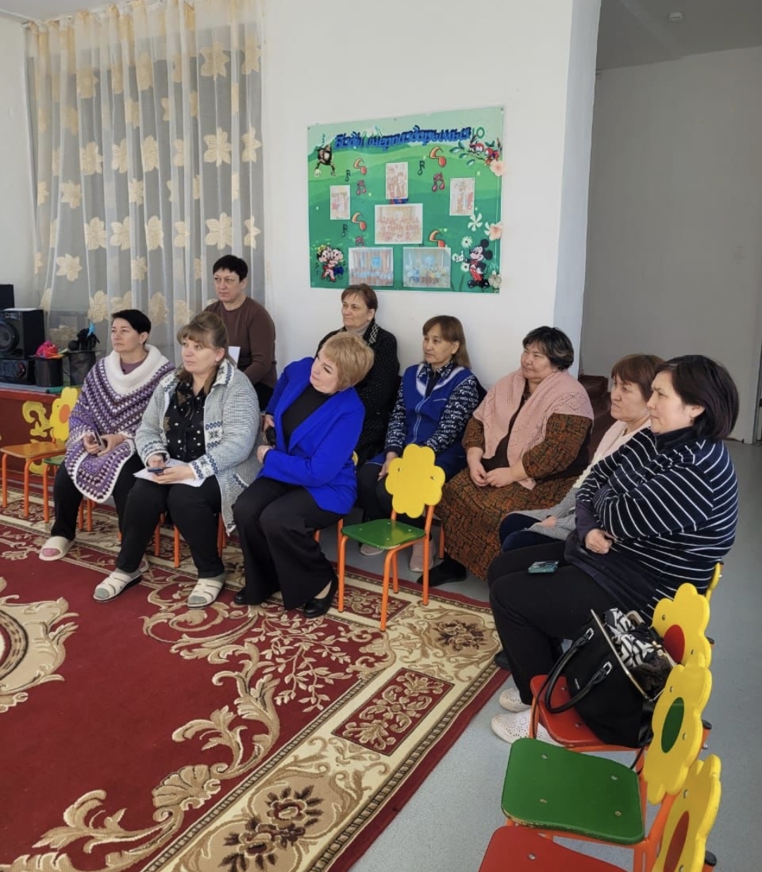 5 марта 2026 года член Палаты юридических консультантов Акмолинской области Тастамбеков А.З. совместно с членами Акмолинского регионального штаба провел разъяснительную встречу с коллективом детского сада в селе Михайловка Аршалынского района